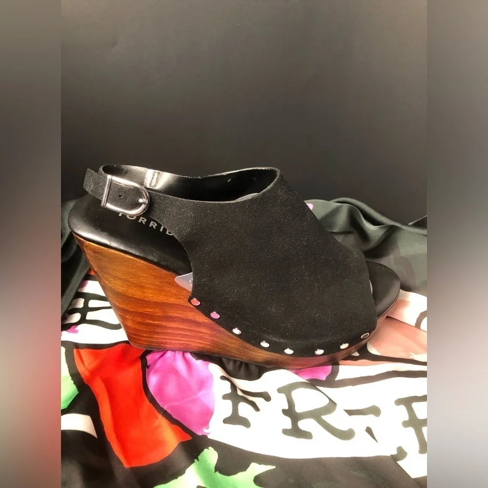 Torrid Black Wedge Sandals 9.5